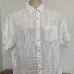 Tasso Ella Island Men’s Large Button Down Shirt